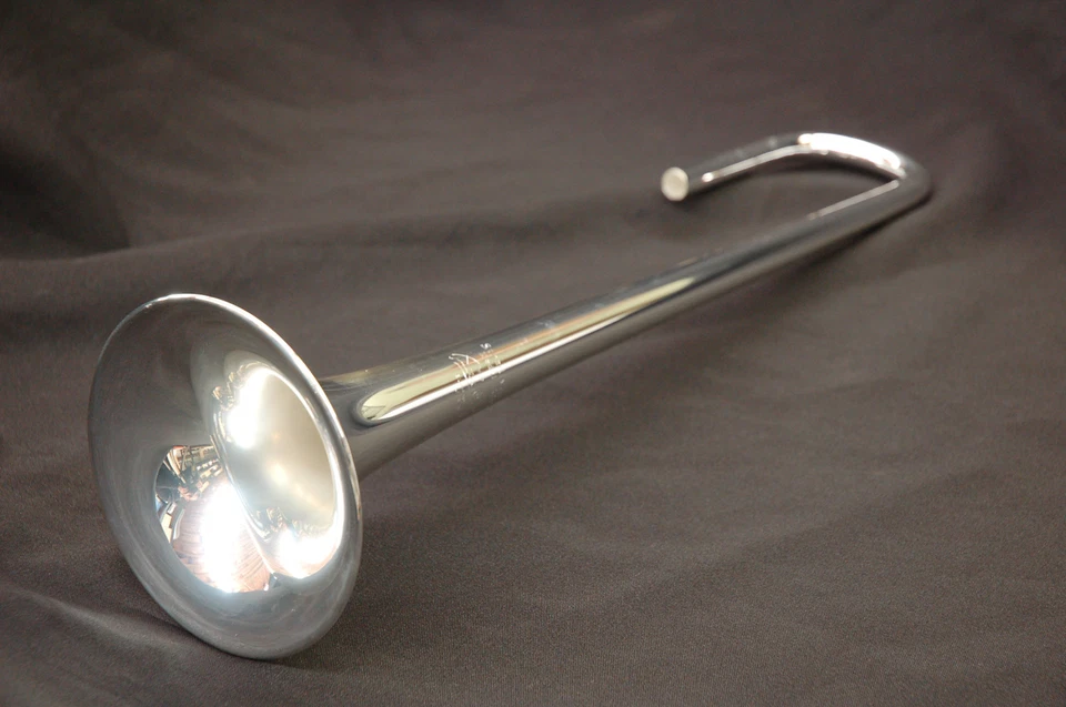 Campana Trompeta Bach Bb #1, Bronce Ligera Plateada Culata en la LT190BS Foto 1 de 3