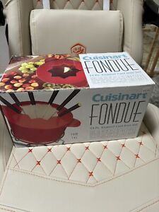 Cusinart Fondue Pot Cast Iron Red Enamel 1.5 Qt 13 Piece Set 1.4 L New in Box