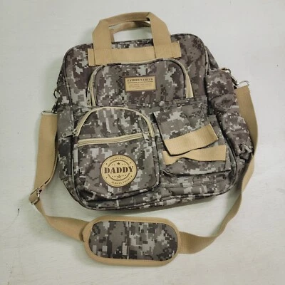 Bolsa de Fraldas Lillian Rose Daddy Serviço Militar Camuflagem Pai Credo Designer de Viagem - Imagem 1 de 4