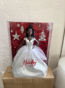 Holiday Barbie 2021 Signature African American Silver Gown Factory Sealed - Bild 1 von 5