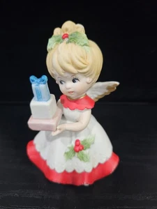 Vintage Homco Christmas Angel Figurine with Gifts Replacement Original Sticker - Picture 1 of 8
