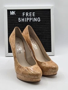 Scarpe décolleté Michael Kors Cyprien con plateau in sughero brevettato naturale taglia 7M - Foto 1 di 13