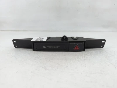 2007 Dodge Caravan Hazard Switch KH7JI - Image 1 of 4