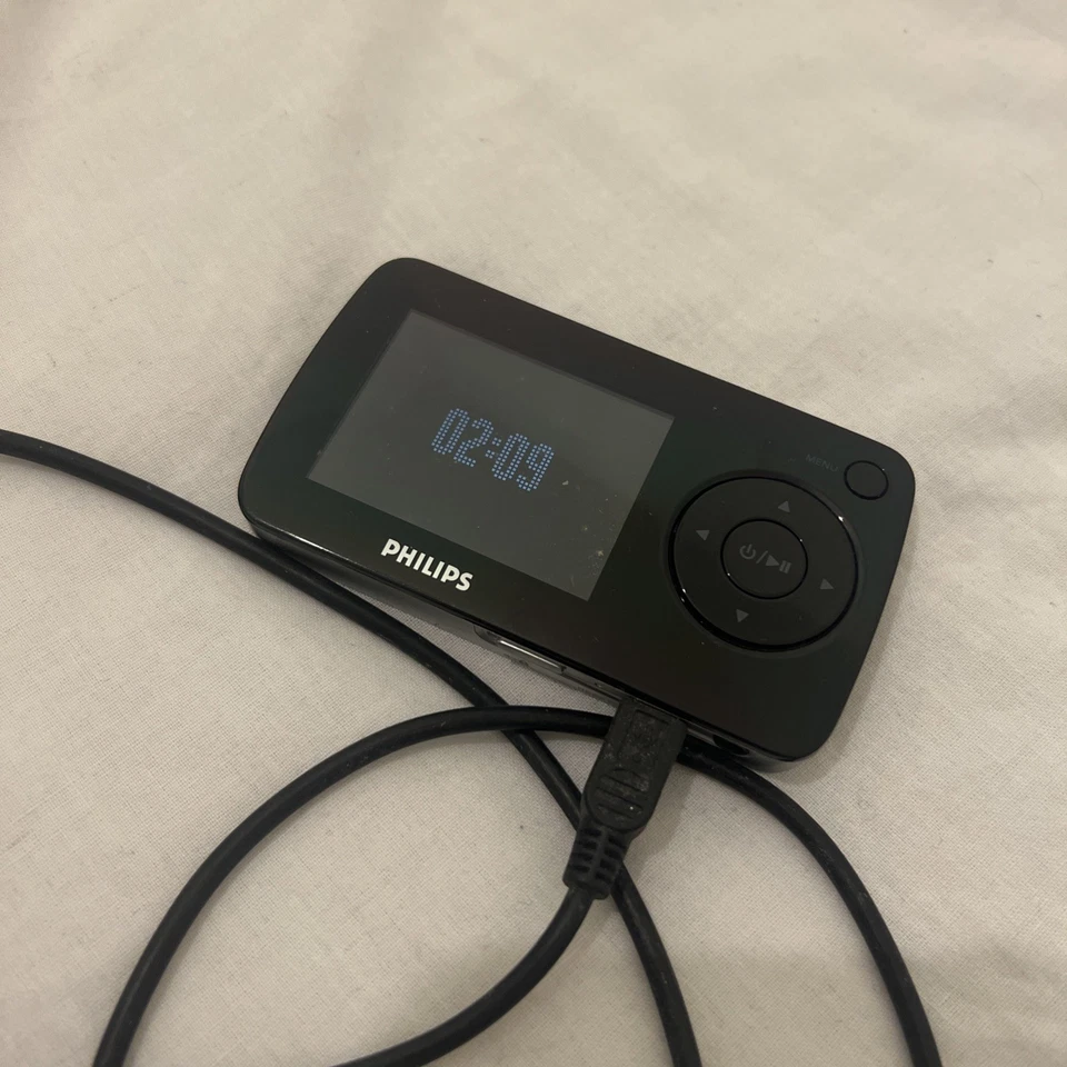 Philips GoGear MP3 Media Player 2GB SA6025/02  - Black (Working) - Image 1 of 4