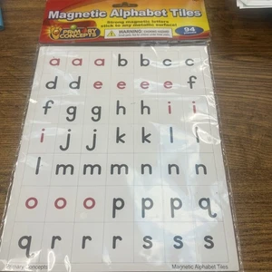 92 Azulejos de letras magnéticas del alfabeto vocales rojas consonantes negras para grados K-3 - Imagen 1 de 5