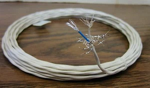 Par trenza plana trenzada de alambre eslabonado plateado blindado de 10 pies 20 AWG - Imagen 1 de 2