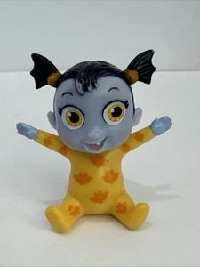 RARA statuina giocattolo Disney Jr Vampirina Baby Cousin Nosferatu Nosy Hauntley 2" PVC - Foto 1 di 7