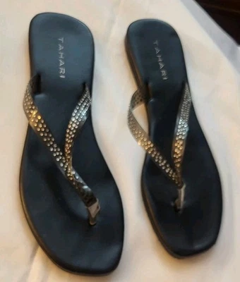 NUEVAS Sandalias Tanga Tahari Mujer Negras Con Estrás, Talla 8.5 Foto 1 de 4