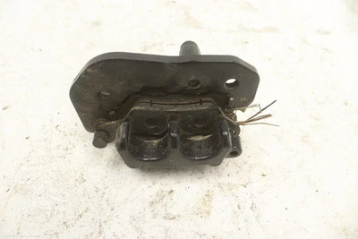 Pinza de freno delantera derecha Can-Am Outlander 800R MAX XT 15 705600861 50058 Foto 1 de 4