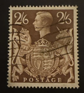 GB 1939-48 KGVI 2/6d marrón usado SG476 - Imagen 1 de 2