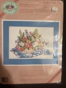 Dimensions From the Heart Stamped Cross Stitch Kit "Bouquet on Blue" Neu - Bild 1 von 4