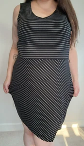 Size 2X Dress Maurices Black Stripe Short Sleeveless Stretch Casual V-neck - Picture 1 of 6