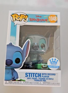 Funko Pop! Disney Lilo & Stitch, Stitch con tocadiscos #1048 (con protector) - Imagen 1 de 6