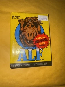 ALF TV Show - 1987 Topps - 5 Cards - 1 Sticker - 1 Stick Bubble Gum - 4 Packs - Picture 1 of 1