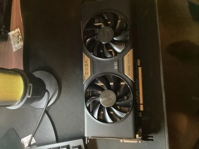 EVGA GeForce GTX 770 Superclocked w/ EVGA ACX Cooler - Image 1 of 3