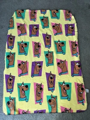Vintage 2001 Scooby-Doo Fleece Throw Blanket Cartoon Network 45x60 Yellow Y2K - Image 1 of 3