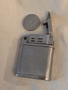 Vintage Beattie Jet Lord Chesterfield Jet Lighter USA Double Serial Num Untested - Picture 1 of 9