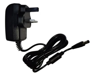 FENDER COMPETITION SERIE VERZERRUNG EFFEKTPEDAL NETZTEIL ADAPTER 9 V - Bild 1 von 3