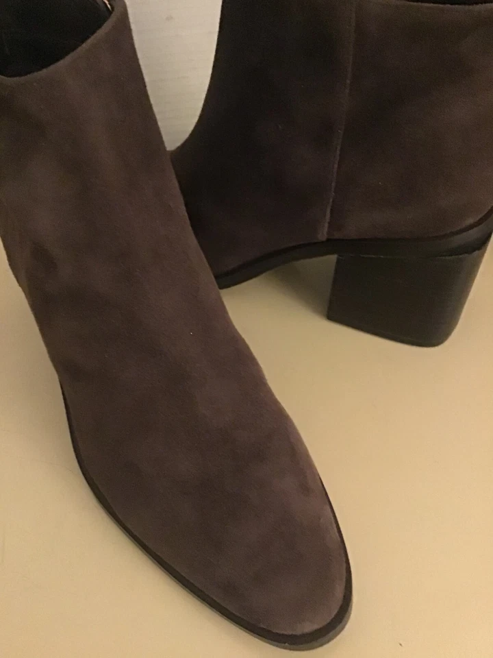 Vince Camuto women brown suede chelsea Kelmi boots Size 9 Euro 40 - Image 1 of 4
