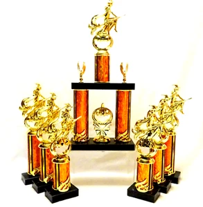 GROUP OF HALLOWEEN TROPHIES WITCH TRUNK OR TREAT COSTUME PARTY ORANGE - Picture 1 of 2