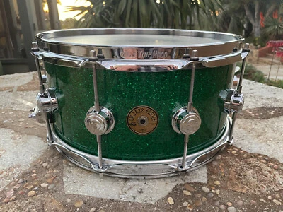 DW Collectors Jazz Series 14 x 6.5 Snare Drum Green Sparkle - Image 1 of 4
