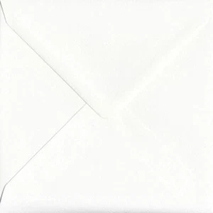 Sobres cuadrados en relieve de alabastro blanco 155 mm x 155 mm engomados 110 g - Imagen 1 de 2