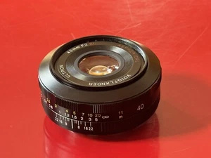 Voightlander ULTRON 40mm F2 Canon Mount - Picture 1 of 5