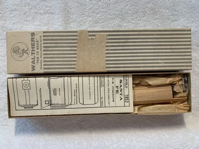 Walthers #7852 HO Scale ATSF 70' P-B Combine Passenger Car Kit - Image 1 of 3