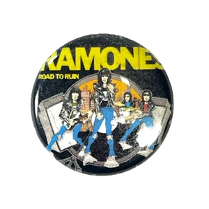 Ramones Road To Ruin Vintage Promo Button Pinback Tiny 1in Punk Rock - Picture 1 of 3