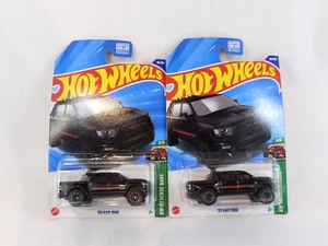 Hot Wheels 2023 RAM 1500 Juego de 2 Camiones Negro HW Rastrillo Inverso 1:64 Die-Cast - Imagen 1 de 11