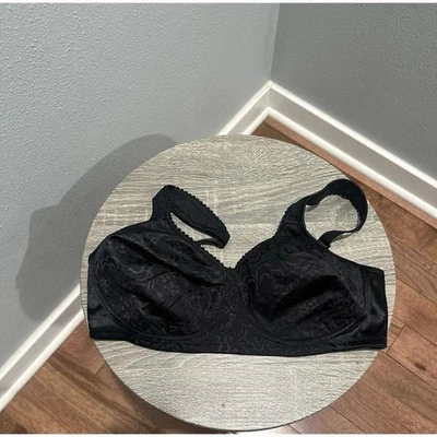 Playtex 18 Hour Ultimate Magic Lift & Support Bra 38C Black Tagless 4745 - Image 1 of 3