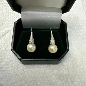 Vintage Solid 14k White Gold Peal Diamond Earrings - Picture 1 of 12