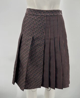 Saia Diane von Furstenberg geométrica plissada dois padrões tamanho 2  - Imagem 1 de 4