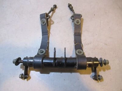 Brazo pivote Yamaha Mountain Max 700 1998 #9 Foto 1 de 2