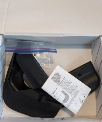 Genuine Volkswagen 2005-2018 Jetta Front Splash Guard Set Black 5C6-075-111 Foto 1 de 4