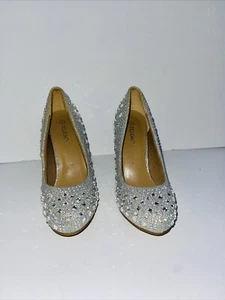 Delicacy Shoes Vanna 2 Nude Silver Glass Slipper Pump Size 8US - Picture 1 of 5