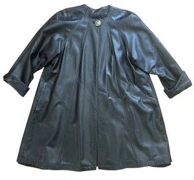 Abrigo columpio de cuero negro vintage de los años 90 109 % cuero Siena Nueva York Foto 1 de 4