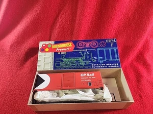 HO Scale RoundHouse 1104 40' AAR(Modern) Box Car Canadian Pacific Rail CP269334 - Picture 1 of 4