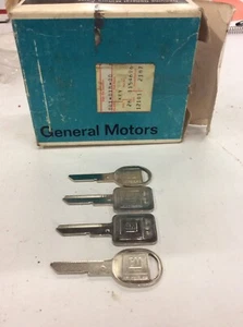NOS 1969 69 Camaro GTO Keys Z28 SS E & H Code UNCUT GM 2 Pairs 1969 73 77 81 - Picture 1 of 3