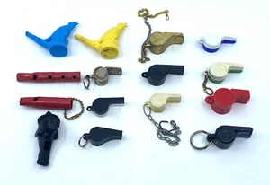 LOT OF 16 ORIGINAL VINTAGE TOY PLASTIC WHISTLES: Scotty, Keds, Halloween Witch!! - Picture 1 of 17