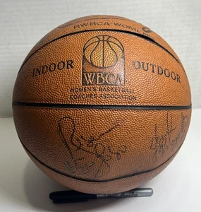 SIGNED UCONN 1993 NCAA Women's Championship Starting Five Rawlings Basketball - Picture 1 of 17