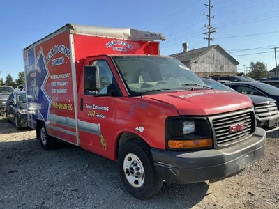 Radiator Cutaway Van Fits 10-17 EXPRESS 3500 VAN 855544 Foto 1 de 4