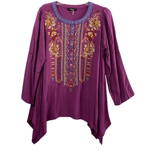 Andree by Unit Top Womens Medium Purple Floral Embroidered Asymmetric Hem Blouse - Picture 1 of 12