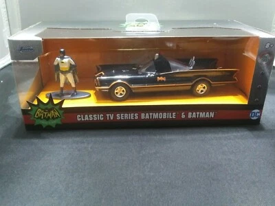 CLASSIC TV SERIES DC BATMOBILE WITH BATMAN FIGURE 1:32 SCALE JADA AGES 8 & UP - Image 1 of 2