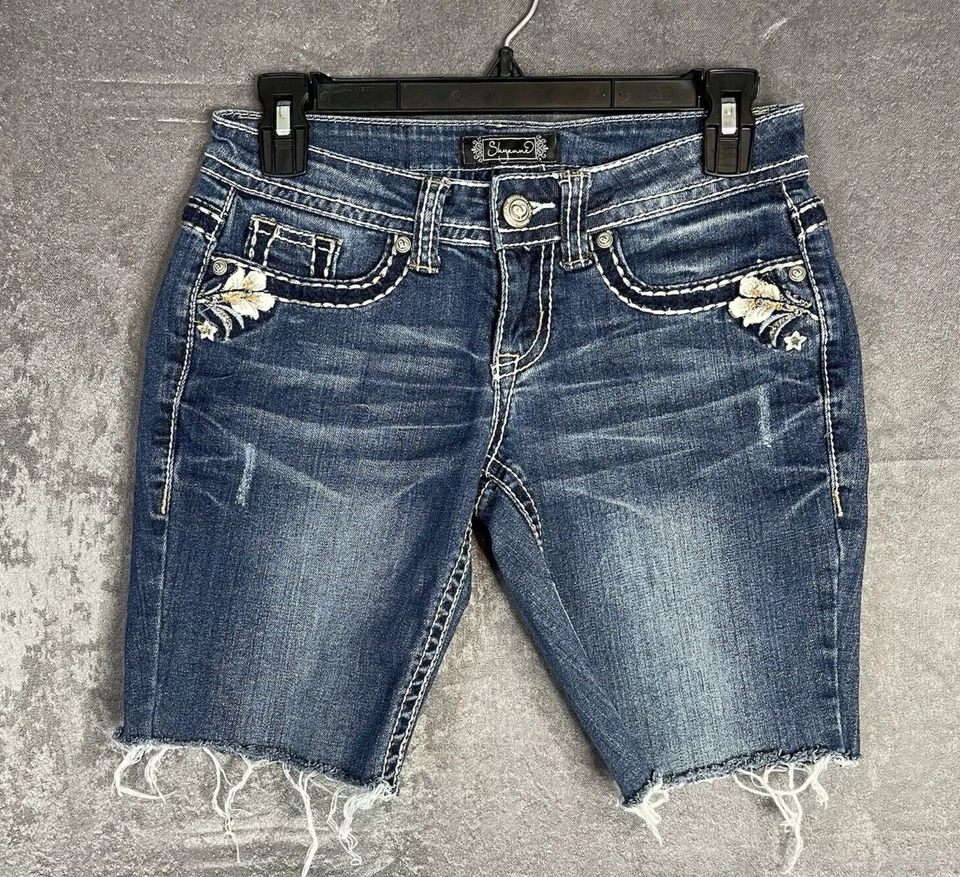 Pantalones Cortos Mujer Shyanne Corte Vaquera Jean Floral Bordado 25 Reg (26Wx9L) Foto 1 de 4