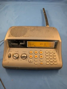 Radio Shack Pro-405 Desktop Scanner FM,Fire,Police,NOAA Weather - Photo 1/2