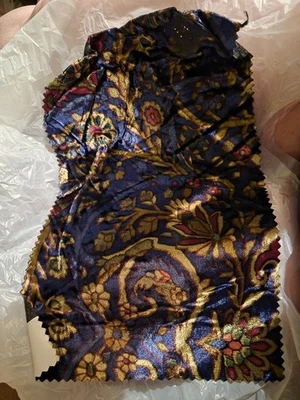 Lot Approx 20 Pieces Upholstery Fabric SWATCHES SEE PICS AND DESCRIPTION - Image 1 of 4