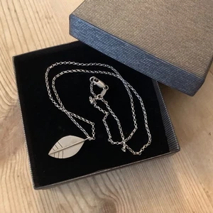 ARTISAN Leaf Pendant 925 Silver Scandi Style Chain Necklace (50cm) Layering 6.4g - Picture 1 of 6