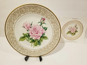Edward Marshall Boehm Rose Plate Collection - The Royal Highness Rose - Bild 1 von 3