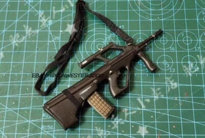 AUG Fucile d'assalto applicabile a kit figure scala 1/6 kit armatura personalizzato - Foto 1 di 5